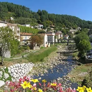 Appartement T2 Rez-de-chaussée 40 M2 Les Bains Linge De Lit Et De Toilette Non Fournis, Vals-les-Bains